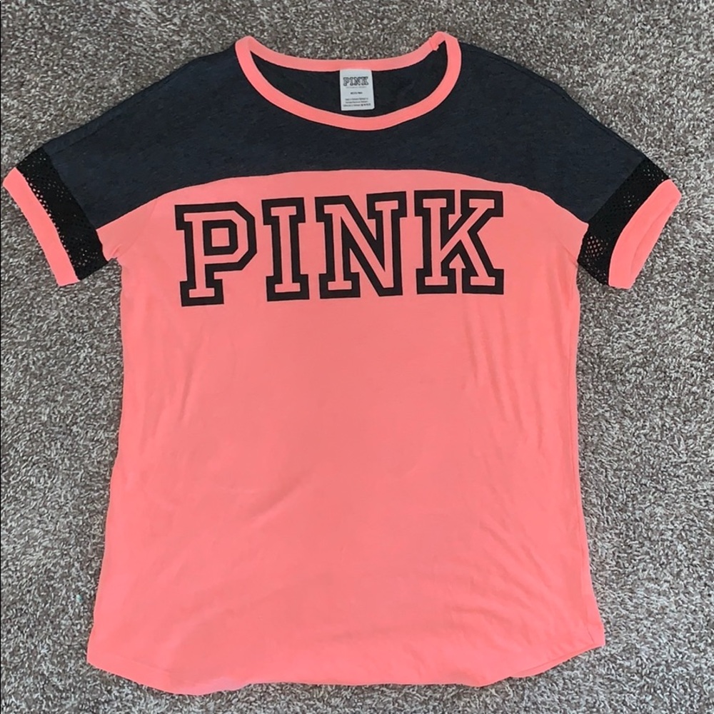 PINK Victoria’s Secret t-shirt (size medium)